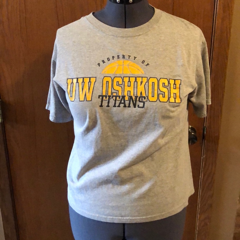 UW-Oshkosh t-shirt